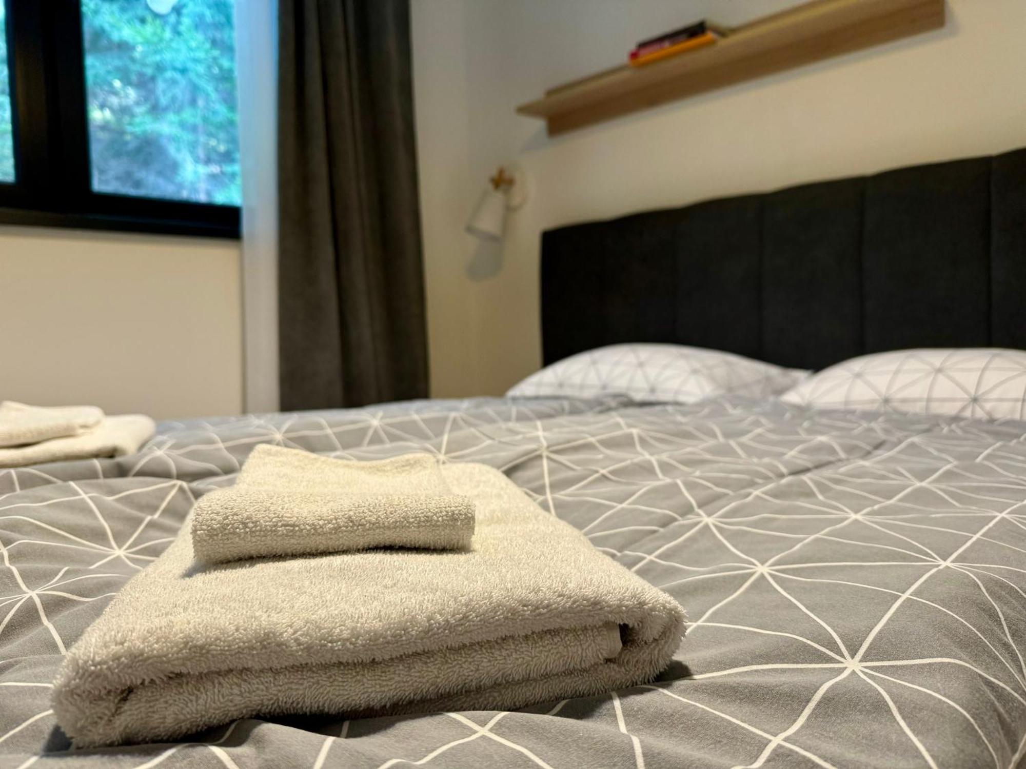 Lovely 1-Bedroom Vacation Home With Free Parking Demanovska Dolina Exteriör bild