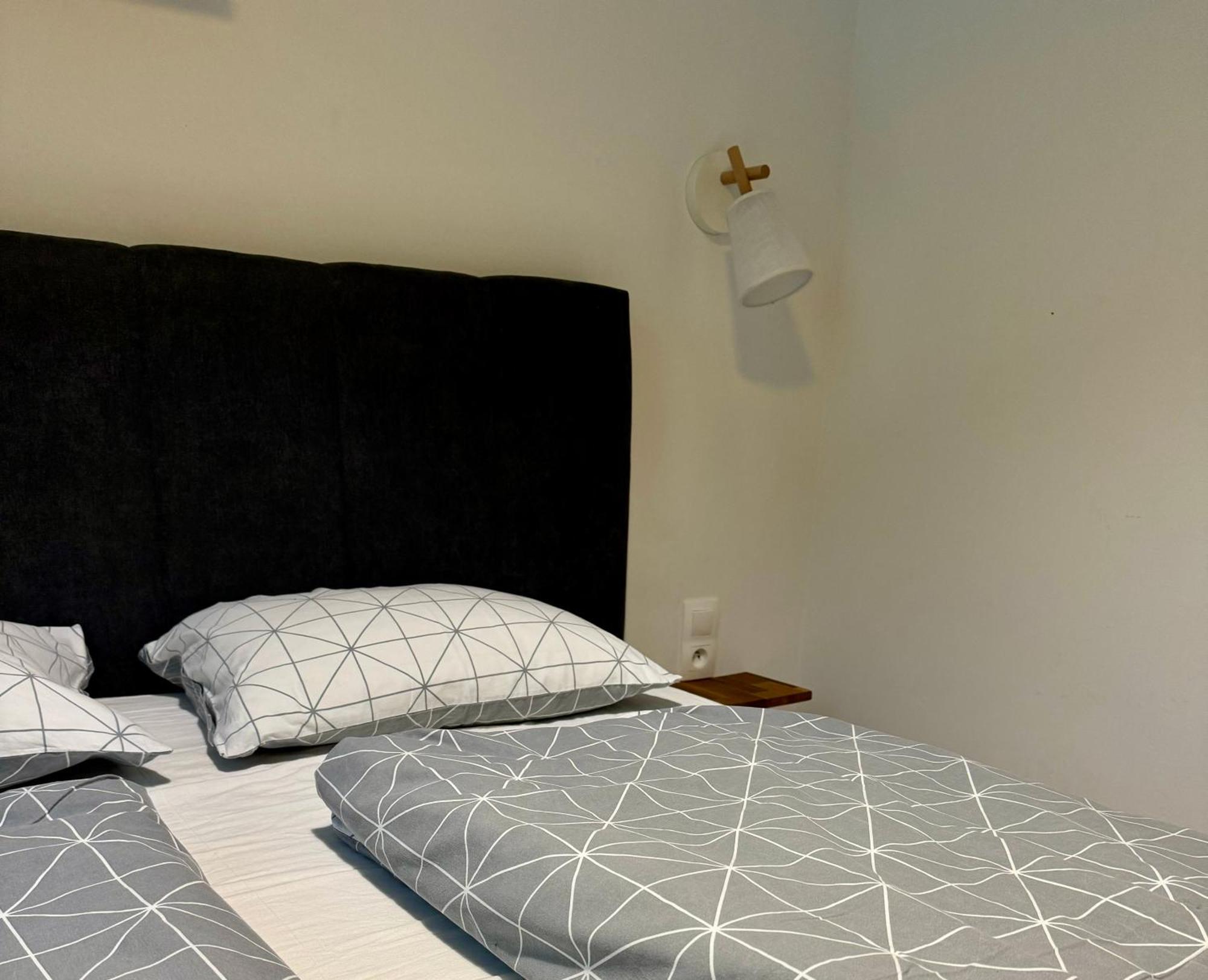 Lovely 1-Bedroom Vacation Home With Free Parking Demanovska Dolina Exteriör bild