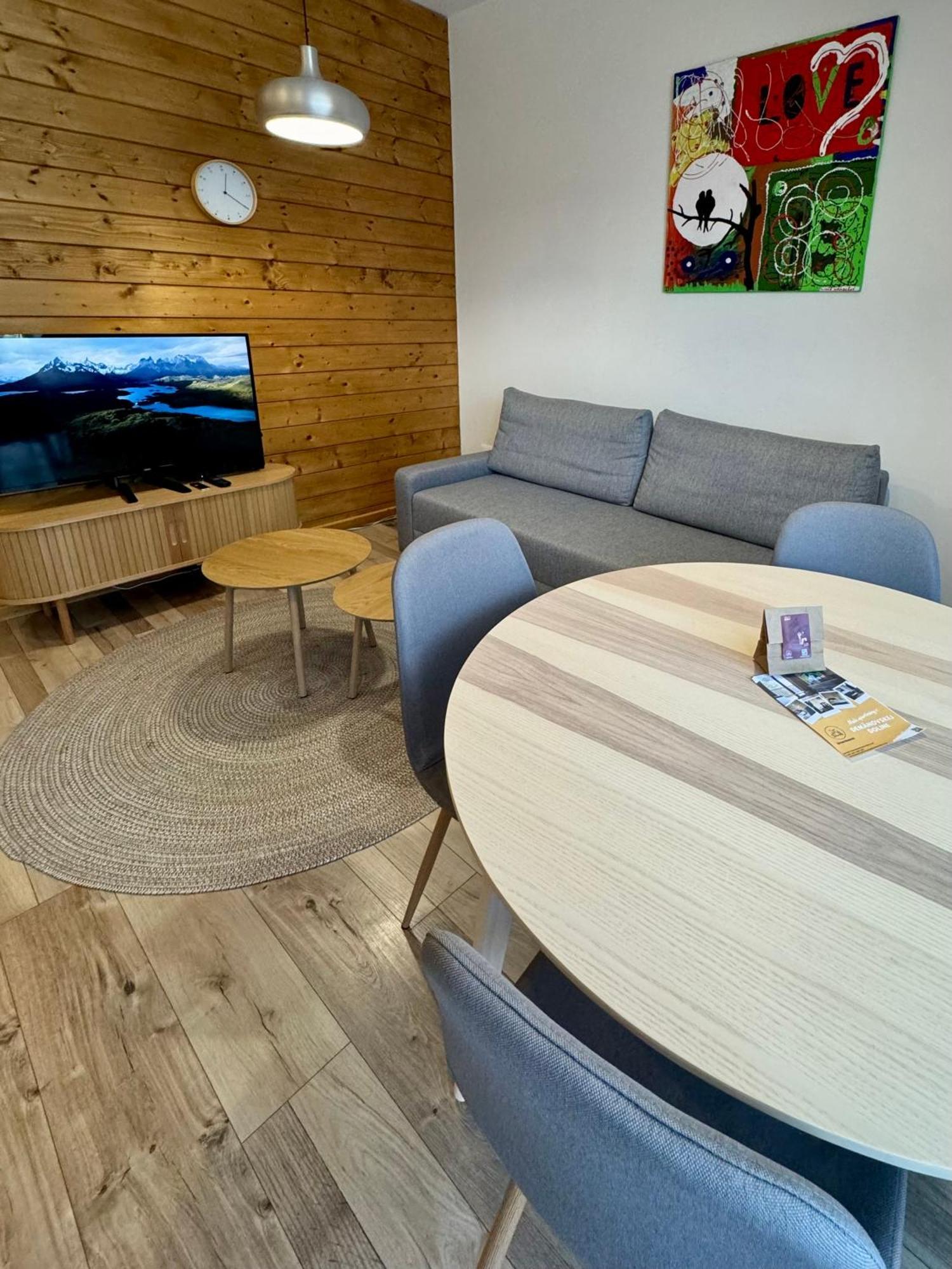 Lovely 1-Bedroom Vacation Home With Free Parking Demanovska Dolina Exteriör bild